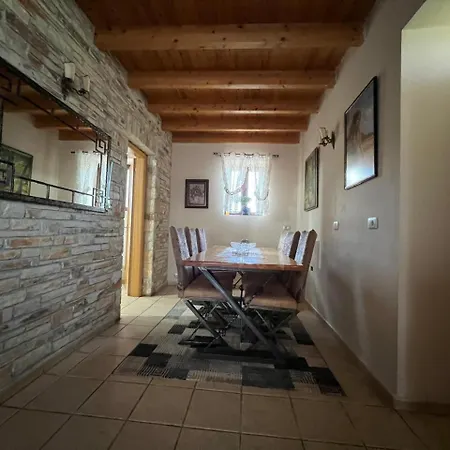 Rovishta Villa *